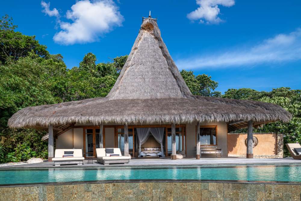 Haweri: The Menara Villa & Pool